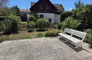 Haus kaufen in Forstenriederstraße, 82061 Neuried, Sonnige DHH mit großem Garten, Terrasse & viel Platz in begehrter Wohnlage von München-Neuried