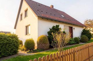 Einfamilienhaus kaufen in 34587 Felsberg, Felsberg-Neuenbrunslar: Einfamilienhaus mit Garten und schönem Ausblick!