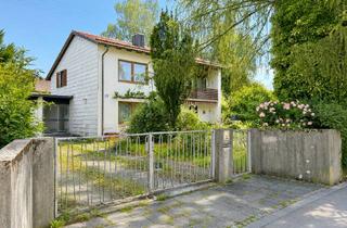 Haus kaufen in 85586 Poing, Schönes 2-Familienhaus mit Renovierungsbedarf-großzügiges Eckgrundstück in gefragter Lage von Poing