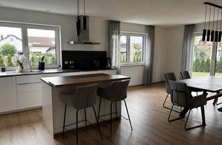 Haus mieten in Schäfflerstraße 17, 86565 Gachenbach, Viel Freiraum: Doppelhaushälfte in Gachenbach