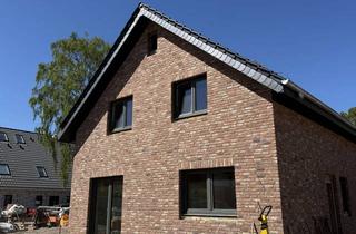 Haus mieten in Meinsweg 19, 23669 Timmendorfer Strand, Neubau-Doppelhaushälfte zur Miete in Timmendorfer Strand OT Niendorf. 250m bis zum Strand