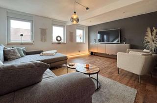Wohnung kaufen in 68519 Viernheim, Modernisierte Altbauwohnung mit besonderem Charme & Maisonettefeeling