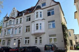 Wohnung mieten in 33602 Innenstadt, Großzügige 3-Zimmer Altbauwohnung mit Balkon in zentraler Innenstadtlage
