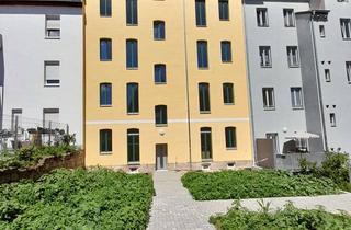 Wohnung mieten in Naumburger Straße 36, 06667 Weißenfels, Top-sanierte Ein-Raum-Wohnung mit Balkon, Einbauküche und Pkw-Stellplatz