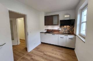 Wohnung mieten in 93073 Neutraubling, Erstbezug nach Kernsanierung | 2-Zimmer-Wohnung | 62 m² | Balkon | Neue Einbauküche | Stellplatz