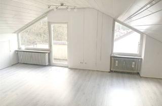 Wohnung kaufen in 75378 Bad Liebenzell, Wohnen, wo andere Urlaub machen – großzügige 1,5-Zimmerwohnung mit Balkon