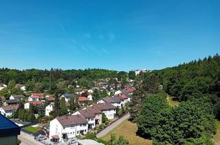 Wohnung kaufen in 89522 Heidenheim, Barrierefreie 4,5-Zi.-Whg. im 8. OG mit Aufzug und weitem Blick in alle Richtungen
