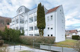 Wohnung kaufen in 89134 Blaustein, Dachgeschosswohnung mit Charme - einziehen und wohlfühlen