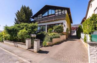 Haus kaufen in 35274 Kirchhain, Großzügiges Zweifamilienhaus in Bestlage von Kirchhain