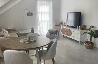 Wohnung kaufen in 64319 Pfungstadt, Pfungstadt - Schöne 2 Zimmer Wohnung in ruhiger Lage mit Einbauküche & Balkon
