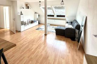 Wohnung kaufen in 33607 Innenstadt, Charmante Dachgeschosswohnung mit Tiefgaragenstellplatz in Bielefeld