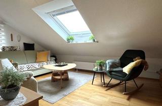 Wohnung kaufen in 73312 Geislingen, Bezugsfrei ab sofort: 3,5-Zimmer-Dachgeschosswohnung in Geislingen mit 2 Balkonen und Garage