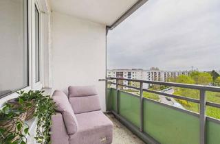 Wohnung kaufen in Lion-Feuchtwanger-Straße 52, 12619 Kaulsdorf, Platz für die ganze Familie- sofort verfügbar