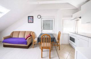 Wohnung kaufen in 74889 Sinsheim, 2-Zimmer Dachgeschoss Wohnung im Herzen von Sinsheim