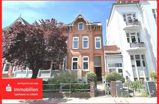 Wohnung kaufen in 23564 St. Jürgen, Modernisierte 3-Zimmer Altbauwohnung in Lübeck St. Jürgen!