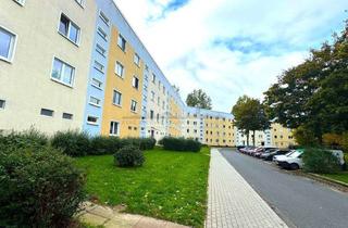 Wohnung mieten in Gubkower Str. 12, 18195 Cammin, Renovierte 4-Zimmer Wohnung in sanierter, ruhiger Wohnanlage, mit großem Balkon und Einbauküche!