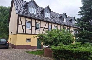 Wohnung mieten in Hauptstraße 42, 09634 Hirschfeld, 2-Zimmer-Wohnung mit Einbauküche in ruhige Wohnlage in einem Dreiseitenhof in Hirschfeld (Reinsberg)
