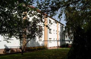 Wohnung mieten in Moritz-Hill-Straße 78, 06667 Weißenfels, 3 Räume, Balkon, Dusche