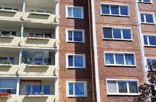 Wohnung mieten in Stephan-Jantzen-Ring 17, 18106 Schmarl, Schöne 4-Raum-Wohnung in Rostock - Schmarl