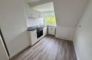 Wohnung mieten in Münsterdorferstr., 25566 Lägerdorf, Frisch renovierte 2,5 Zimmer DG Wohnung in Lägerdorf zu vermieten