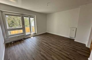 Wohnung mieten in Theaterstraße 48, 07545 Gera, Frisch renovierte 3 Zimmer Wohnung mit 70m2 + Balkon & Garten