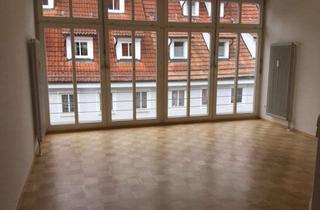 Wohnung mieten in Honbergstraße, 78532 Tuttlingen, Gepflegte 2-Zimmer-Dachgeschoss-Wohnung mit EBK in Tuttlingen