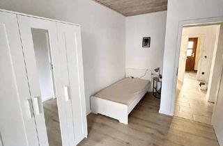 WG-Zimmer mieten in Erlanger Straße, 91080 Spardorf, Möblierte WG-Zimmer in 3er-WG in Spardorf zu vermieten!