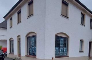 Haus kaufen in 84524 Neuötting, Wohn- und Geschäftsvorstadthaus mit Einliegerwohnung und Parkplätzen in sehr guter zentraler Lage