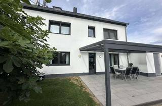 Doppelhaushälfte kaufen in 63762 Großostheim, Exklusive Doppelhaushälfte mit Premium-Ausstattung, Doppelgarage und traumhaftem Garten