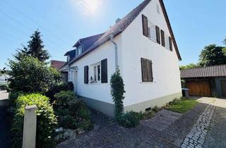 Doppelhaushälfte kaufen in 71065 Sindelfingen, Sonnige Doppelhaushälfte mit Gartenidylle, Potenzial für mehr Wohnraum und super Lage!