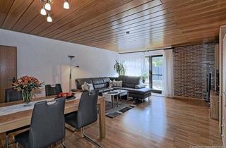 Reihenhaus kaufen in 41069 Mönchengladbach, REIHENMITTELHAUS MIT CHARAKTER … DREI EBENEN VOLLER MÖGLICHKEITEN … SOFORT BEZUGSFERTIG