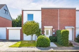 Doppelhaushälfte kaufen in 28717 Lesum, Charmante Doppelhaushälfte in Bremen-Nord – umfassend saniert mit tollem Garten, Garage
