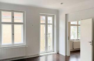 Wohnung kaufen in Alsenstraße 17c, 12163 Steglitz, Eigennutzung: 2-Zimmerwohnung mit Altbau-Charme in Steglitz