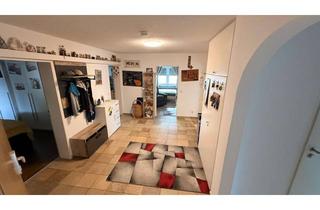 Wohnung kaufen in 79336 Herbolzheim, Klimatisiertes Raumwunder: Renovierte 4-Zimmer-Wohnung mit 2 Balkonen & 2 Garagen