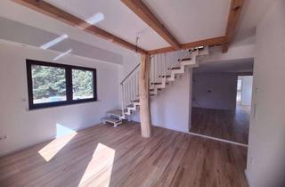 Wohnung mieten in Wilhelminenhofer Weg, 15746 Groß Köris, Wohnen mit Hauscharakter - hochwertige Maisonette über 2 Ebenen mit Galerie, Sonnenterrasse, Garten