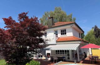 Einfamilienhaus kaufen in 85521 Ottobrunn, Exklusives Einfamilienhaus mit Pool, Sauna und Traumgarten in Ottobrunn