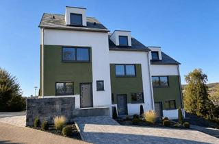 Haus kaufen in 56368 Katzenelnbogen, Neubau-Reihenendhaus mit Garten, Wärmepumpe und 5 Zimmern in Katzenelnbogen