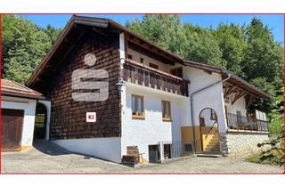 Haus kaufen in 83317 Teisendorf, "IHR RÜCKZUGSORT IM GRÜNEN - Haus mit Potential in idyllischer Hanglage ! "