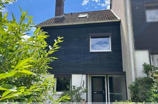 Haus kaufen in 31832 Springe, Springe: Geräumiges REH auf großem Grundstück!