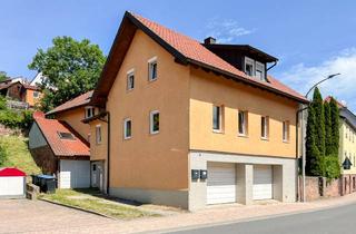 Haus kaufen in 63931 Kirchzell, Zwei Wohneinheiten, Gartenanteil und drei Garagen – Wohnhaus in Kirchzell