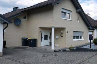 Haus kaufen in 51580 Reichshof, Reichshof - Zweifamilienhaus