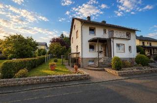 Haus kaufen in 35759 Driedorf, Driedorf - Zweifamilienhaus mit großem Grundstück - 167 m² Wohnfläche