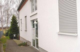 Wohnung kaufen in 64560 Riedstadt, Heimkommen und die Seele baumeln lassen. 3 ZW mit kl. Terrasse, EG in Riedstadt, Feldrandlage