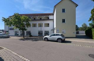 Wohnung kaufen in 89195 Staig, Barrierearme 2,5 Zimmer Wohnung mit Balkon und Carport-Stellplatz in Staig