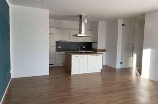 Wohnung kaufen in Am Oberen Tor, 86529 Schrobenhausen, Exklusive 3-Zimmer-Wohnung mit gehobener Ausstattung in zentraler Altstadtlage von Schrobenhausen