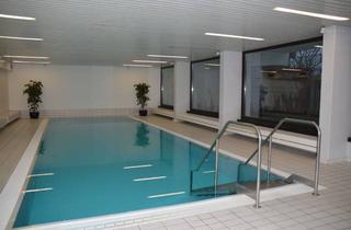 Wohnung kaufen in 85057 Ingolstadt, Seltene Gelegenheit - Helle 3-Zimmer-Wohnung mit 2 Westbalkonen, TG sowie Hallenschwimmbad & Sauna