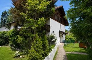 Wohnung kaufen in 85614 Kirchseeon, 3-Zimmer-Dachgeschosswohnung mit Gartenanteil in Dreifamilienhaus – Eglharting