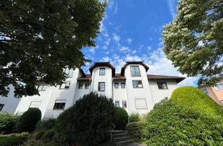 Wohnung mieten in Kleine Schmieh 31, 61440 Oberursel, Exklusive, geräumige und gepflgte 3-Zimmer-Wohnung mit Balkon und Einbauküche in Oberursel