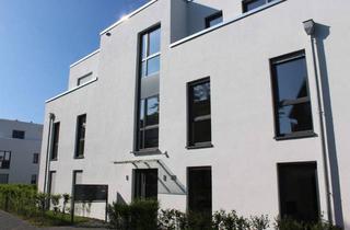 Wohnung mieten in Oldenburgische Straße 28, 53859 Niederkassel, Neuwertige 4-Zimmerwohnung mit Balkon in unmittelbarer Nähe zum Rhein in Niederkassel!