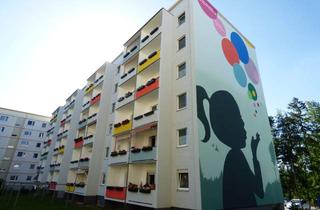 Wohnung mieten in Grünstädter Platz 24, 07629 Hermsdorf, Einziehen und Wohlfühlen! 2-Raum-Wohnung mit Fahrstuhl!